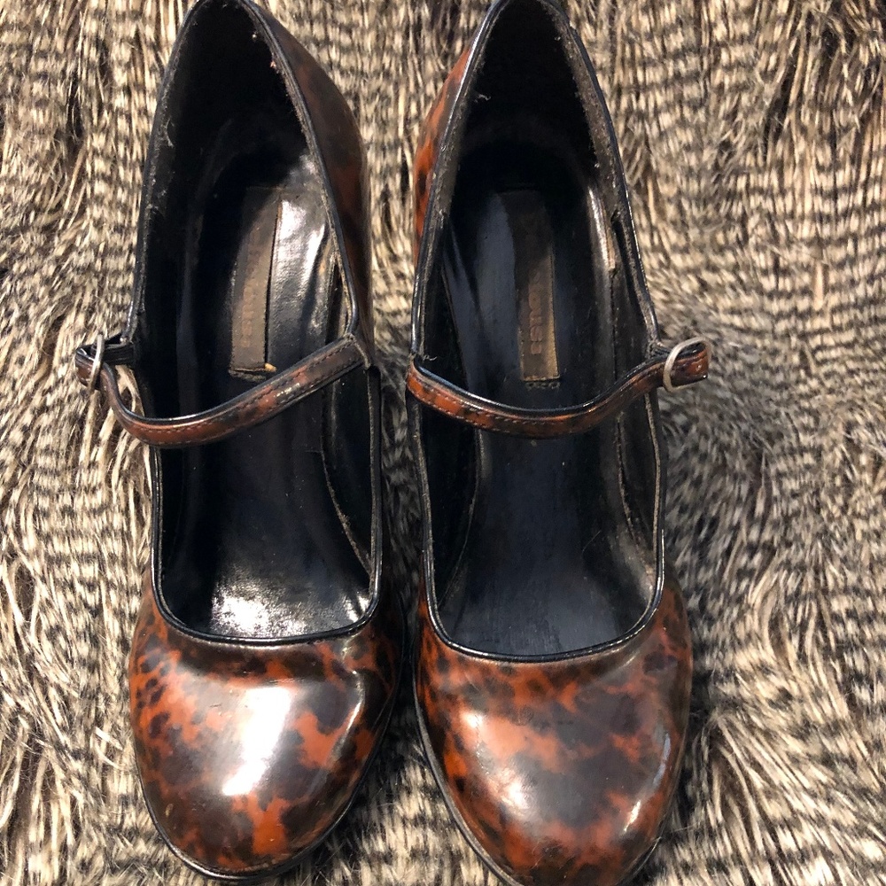 Tortoiseshell Simple Strap Heel